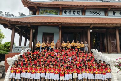 Hoạt Động Trải Nghiệm “Tham Quan Chùa Hải Nam”-Nam Điền Xã Rạng Đông Của Các Con Khối Lớp Lá