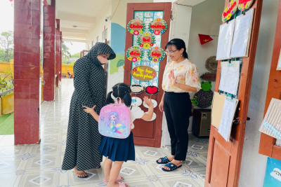 Hoạt động một ngày của trẻ lớp 5 tuổi A ở Trường Mầm non Nam Điền